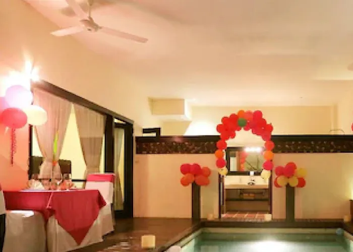 Marbella Pool 4*
