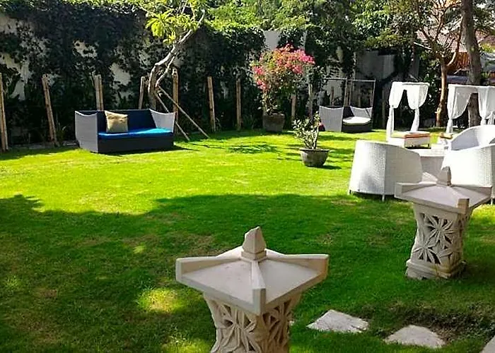 Marbella Pool 4*