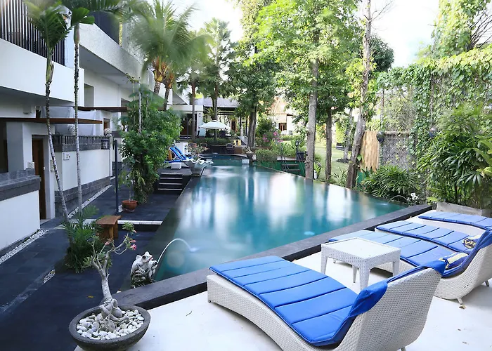 Marbella Pool